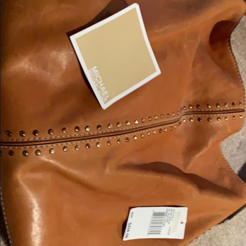 M Kors leather shoulder bag